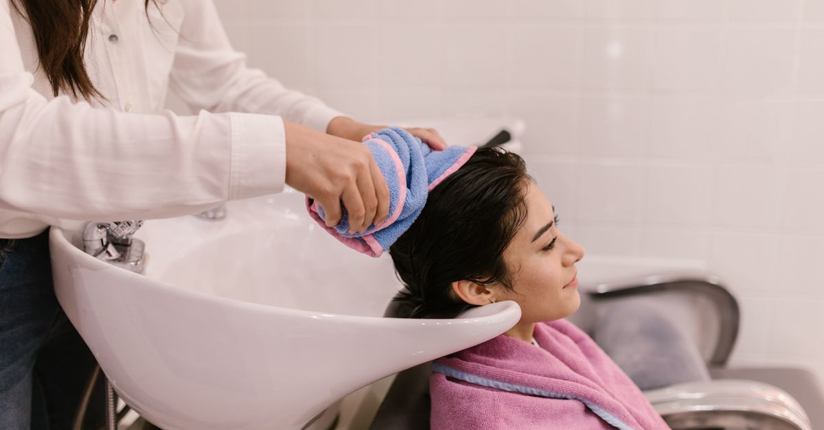 Cara Keramas yang Benar untuk Rambut Indonesia:&hellip;