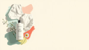 Ilustrasi toner eksfoliasi dan chamomile untuk treatment flek hitam